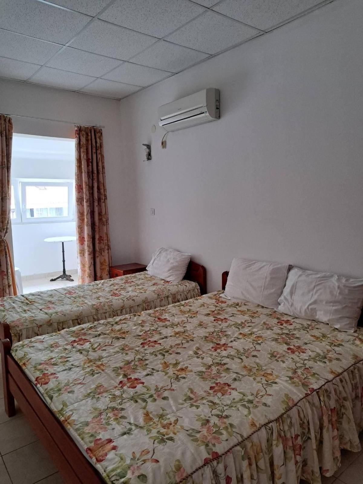 Ferienwohnung The Four Fish Petrovac na moru Exterior foto